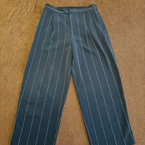 使える!着心地◎ネイビーストライプ スラックス
