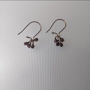 フックピアス ビーズ