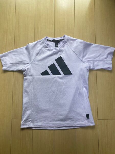 アディダス Tシャツ
