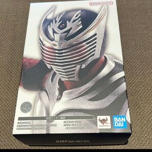 S.H.Figuarts 真骨彫製法 仮面ライダー龍騎 フィギュア バンダイ BANDAI
