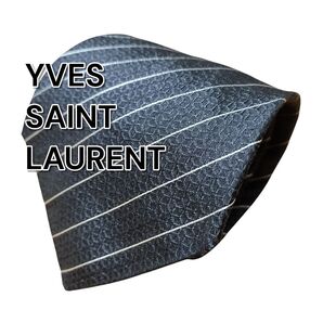 【YVES SAINT LAURENT】ブラック系 ストライプ イタリア製