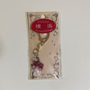 横浜 赤い靴キーホルダー