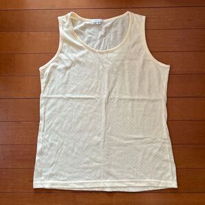 タンクトップ