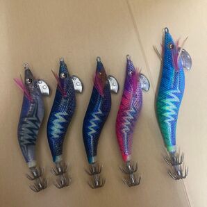 エギ王 ライブ サーチ 廃盤 2.5号 3号 コスモブラック など 人気カラー