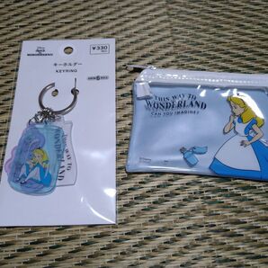 キャンドゥ 不思議の国のアリス クリアポーチ キーホルダー