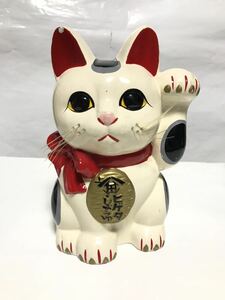 ヒゲタ醤油 招き猫 まねき猫 リボン猫 しょうゆ 販促品 ノベルティグッズ 置物 貯金箱 美濃焼 年代物 時代物 アンティーク レトロ 入手困難