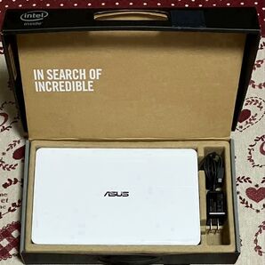 美品!最終値下げ。ASUS VivoBook R206SA windows 10 Home 64bit, 500GB HDD。