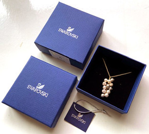 【新品・箱入・タグ付】スワロフスキー Swarovski LADY JANE ペンダント ゴールドチェーンの商品画像