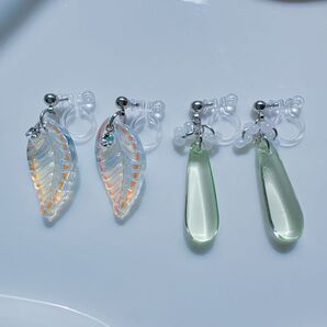 no.841 樹脂イヤリング 2点セット