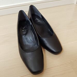 ing パンプス ブラック レザー 23 EEE