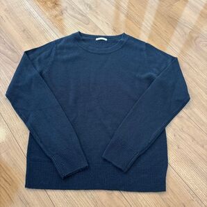 シンプルブラックニット 薄手 セーター