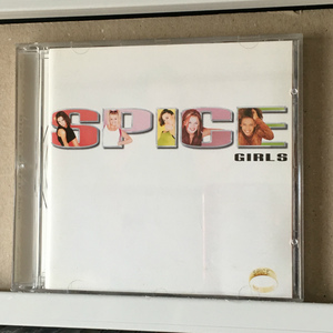 SPICE GIRLS「SPICE GIRLS」 ＊世界的な大ヒット曲「Wannabe (ワナビー) 」を世に送り出したスパイス・ガールズのデビューアルバム