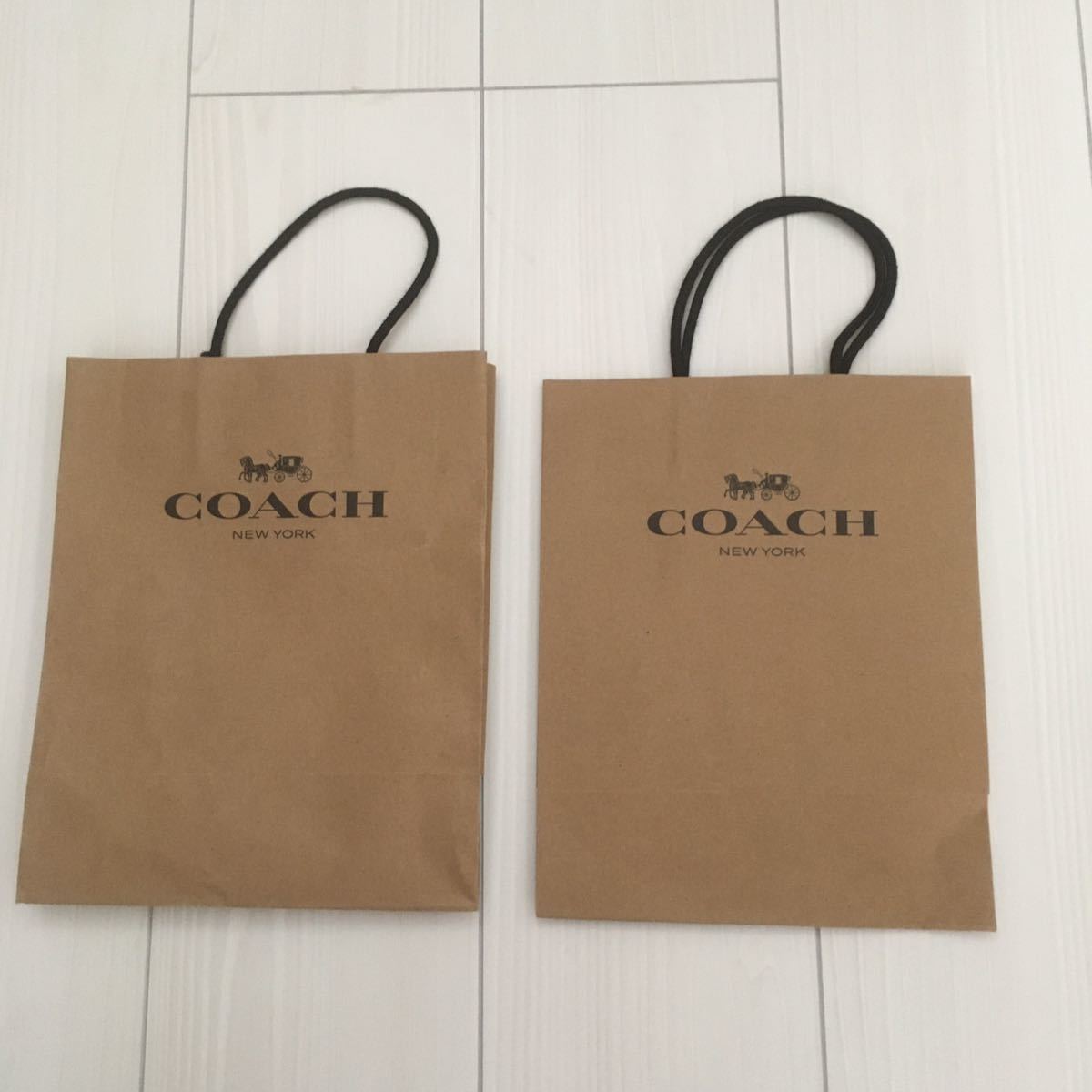 新製品情報も満載 【折り、長財布用】coach ギフトBOX・ショップ袋