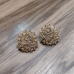 スワロフスキーピアス ライトコロラドトパーズ 1万円相当 日本製