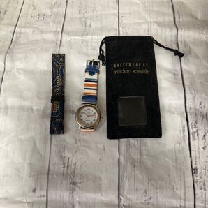 modern english 時計