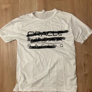 ORACLE Red Bull Racing Tシャツ ホワイト XLだけど、小さめです。