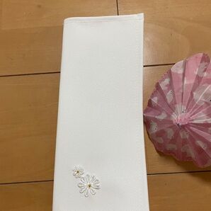 パンフレットケース