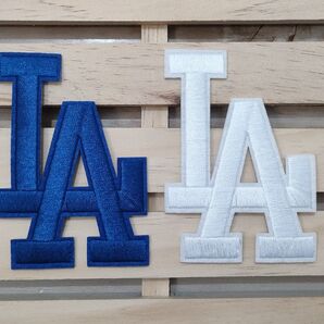 【MLB★PATCH】ロサンゼルスドジャース!アイロンワッペン/パターンB青大&B白大<計2枚>★<大谷翔平><山本由伸>