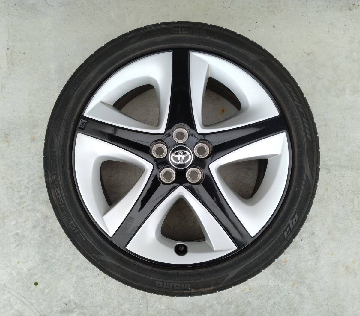 TOYOTA トヨタ 50 プリウス 純正アルミホイール 17インチ トヨタ TOYOTA プリウスα 純正 17インチ 7J+45 PCD114.3 バリ溝 215