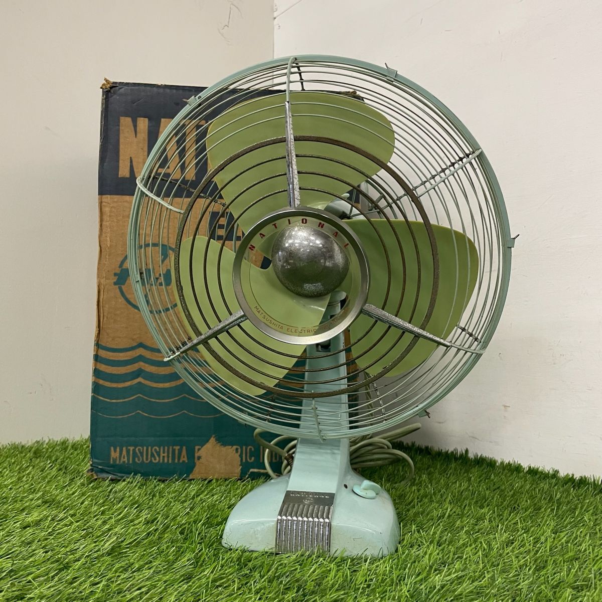 NATIONAL ELECTRIC FAN 卓上扇風機 Yahoo!オークション -「ナショナル扇風機 卓上」(扇風機) (電化