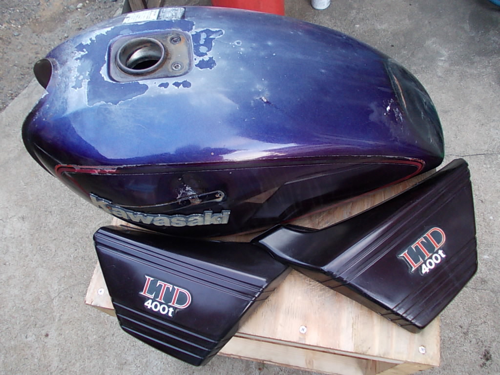 Z250LTD タンク　ブラック塗装済み Z250LTD タンク ブラック塗装済み Z250LTD タンク ブラック塗装