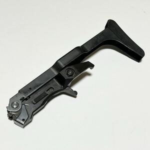ベレッタ M93R? フォールディングストック