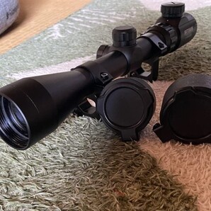 ライフルスコープ エアガン サバゲー 耐久 照準 3-9×40 赤緑イルミネーション 十字レティクル 可変ズーム 防水 防塵 耐衝撃 サバゲー