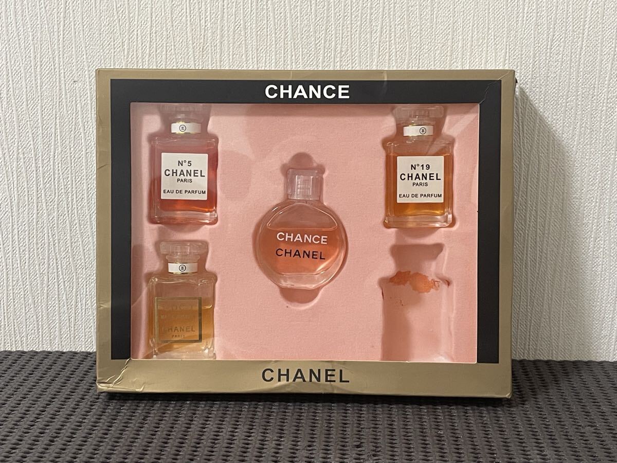 CHANEL 香水5本セット ミニサイズ Yahoo!オークション -「ミニ香水5本セット」(シャネル) (女性用