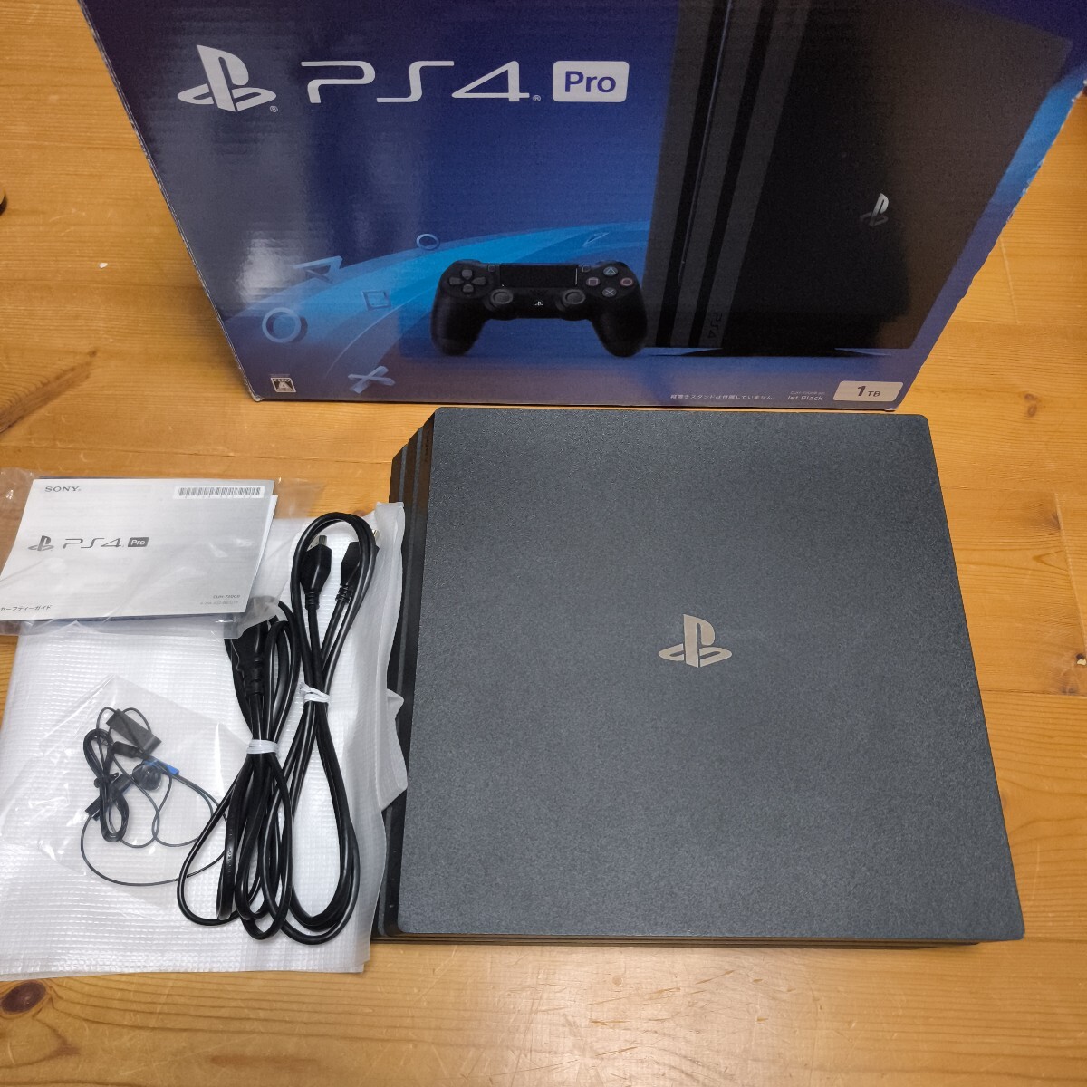 て*こ様 プレイステーション4 Pro CUH-7200BB01 SIE プレイステーション4 Pro CUH-7200BB01 [1TB ジェット