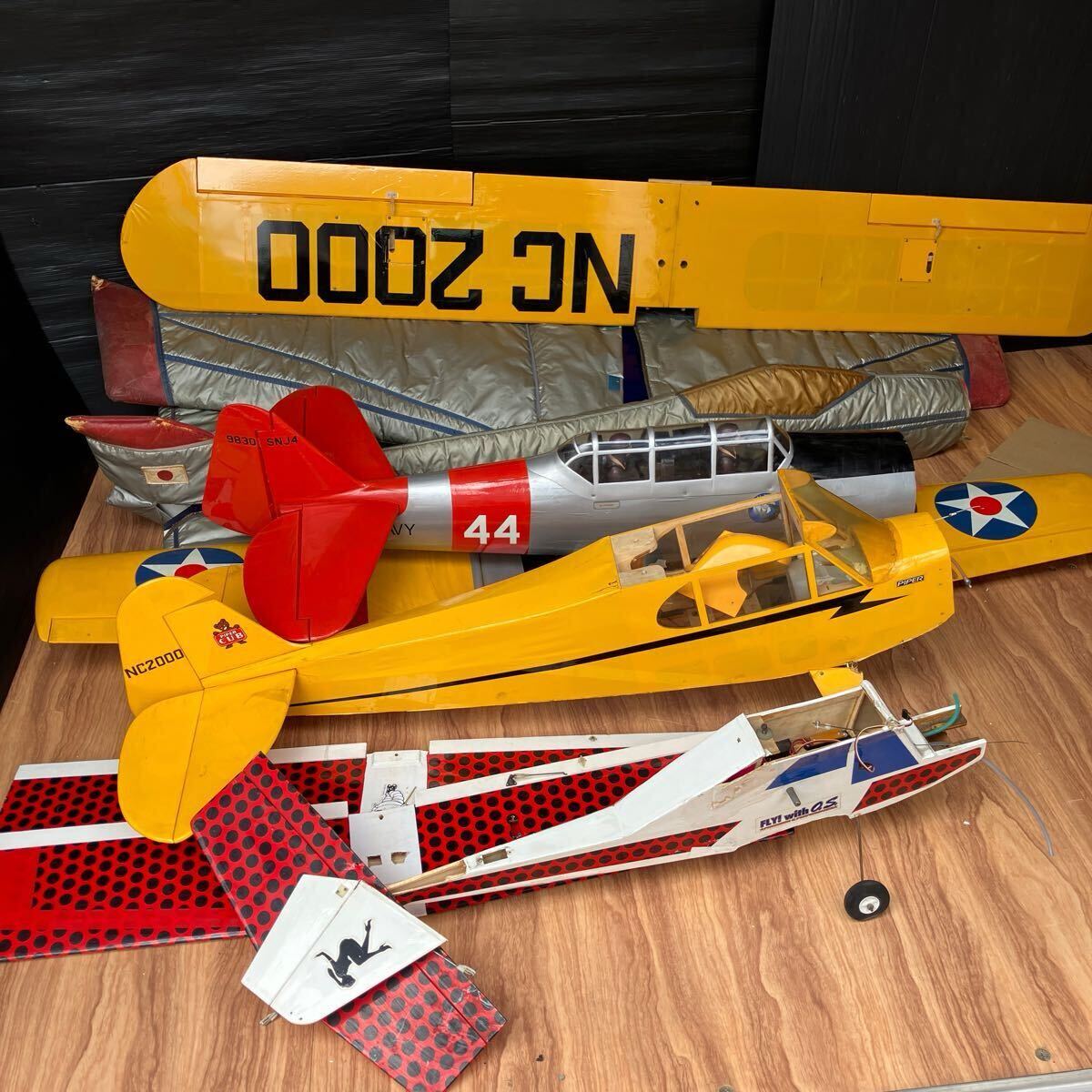 ラジコン飛行機　ラジコン　ジャンク　飾り部品取りに ラジコン飛行機 ラジコン ジャンク 飾り部品取りに ラジコン