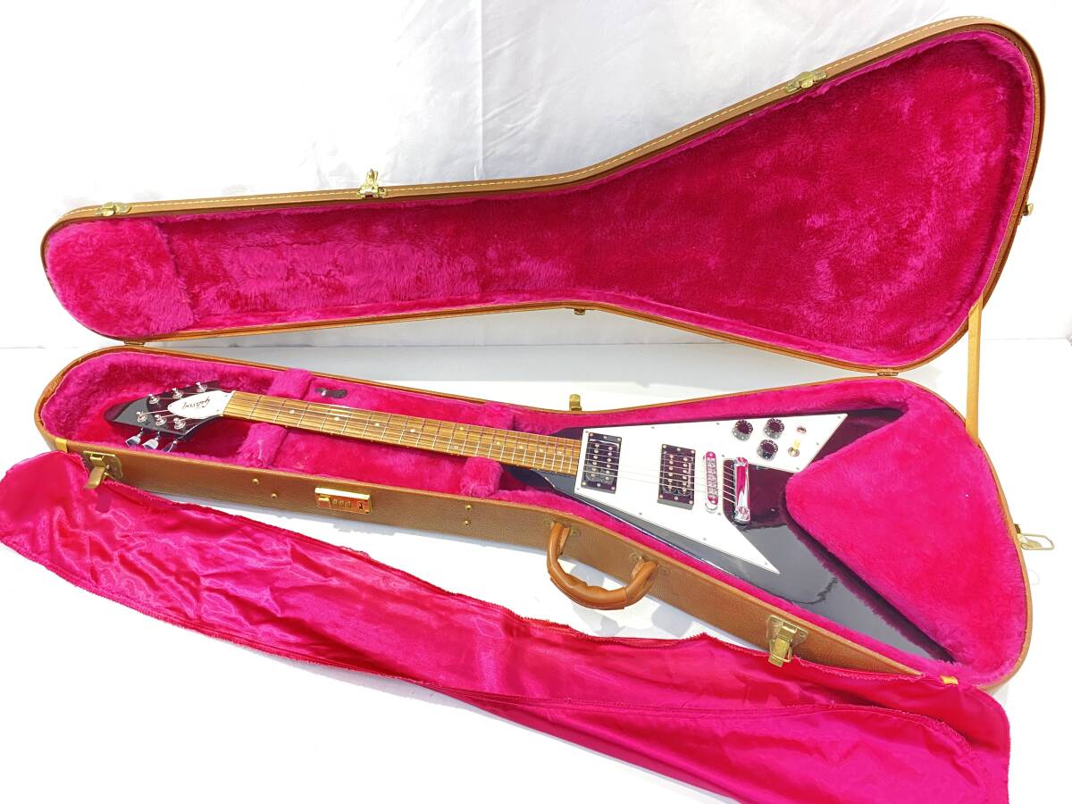 Gibson フライング V90 専用ケース付 Gibson フライング V90 専用ケース付 Gibson フライング V90