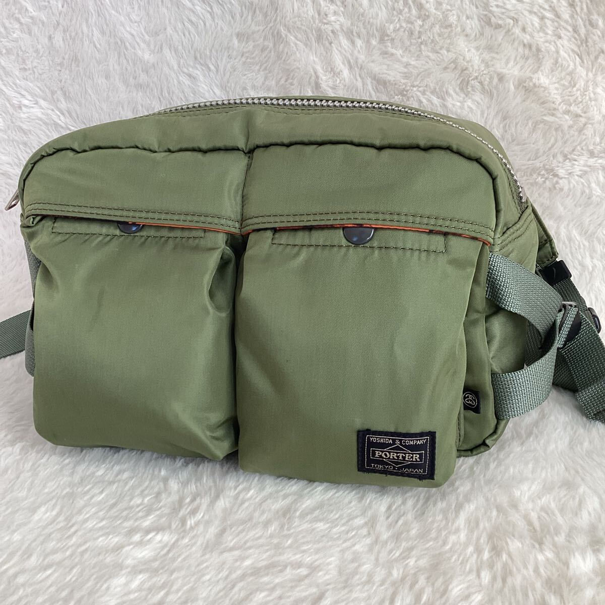 美品PORTER ポーター TANKER タンカー ボディバッグ セージグリーン PORTER ポーター タンカー ウエストポーチ ボディバッグ セージ