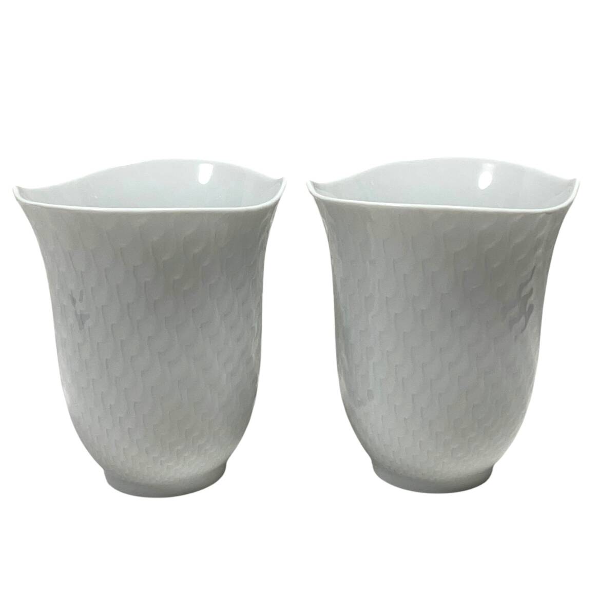 マイセン＊波の戯れ・大小ボウル2点セット・新品未使用 Meissen (マイセン) サラダボウル 波の戯れ 2Pセット