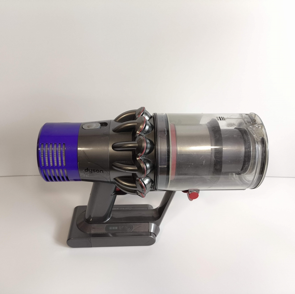 Yahoo!オークション -「dyson v10 本体」の落札相場・落札価格