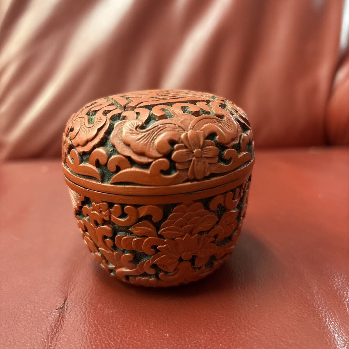 中国【文化大革命時代】堆朱 香合 印合　堆刻　工芸品 中国【文化大革命時代】堆朱 香合 印合 堆刻 工芸品 中国【文化