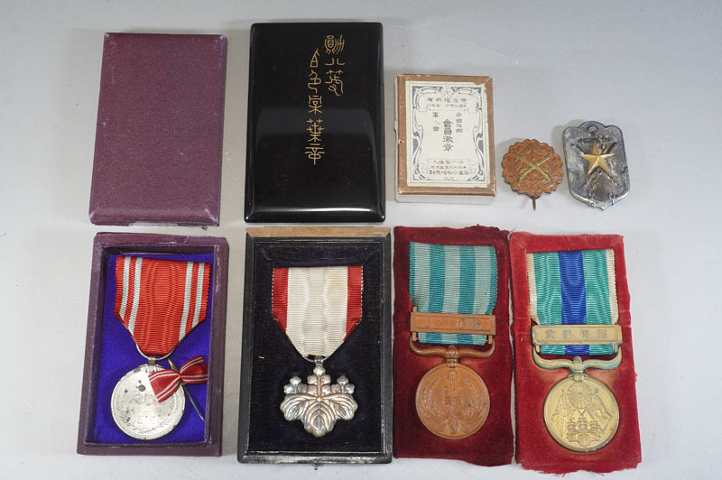 ●日本の勲章/日本軍/徽章＊横須賀地方復員部閉庁記念鎌倉彫皿（実物） ○日本の勲章/日本軍/徽章＊横須賀地方復員部閉庁記念鎌倉彫皿（