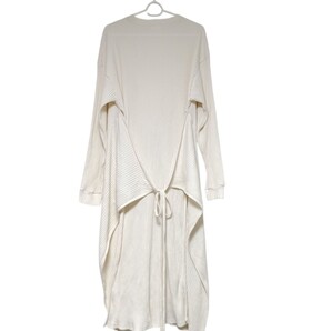 A room in the mood☆バックデザインサイドあきロングワンピース 長袖 ワンピース アイボリー ロング丈 ロング