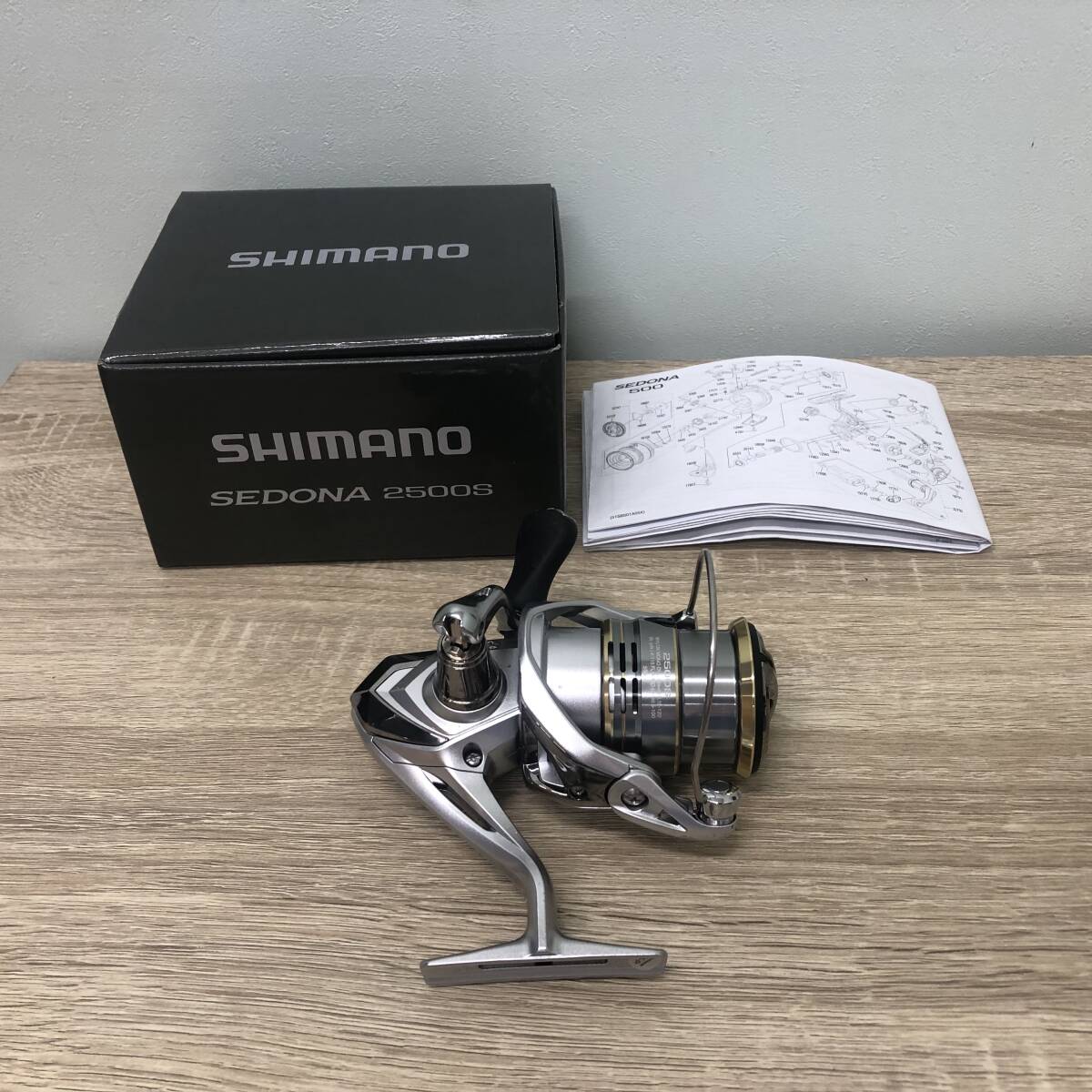 【新品未使用】シマノ　23セドナ　2500SDH 豪華おまけ付き シマノ「23セドナ」が発売決定！この価格帯にもサイレント