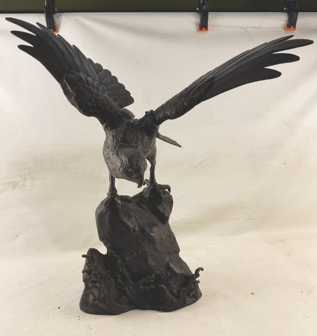 工芸品　鷹の　鉄製　の置物 2025年最新】Yahoo!オークション -鷹 置物(鉄製)の中古品・新品