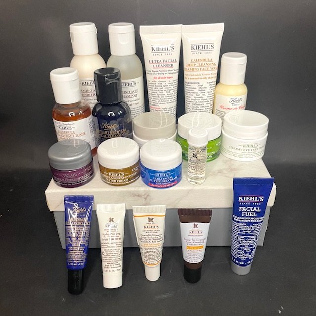 セール❗新品未使用　Kiehl's　ローション&美容液　14セット セール❗新品未使用 Kiehl's ローション&美容液 14セット