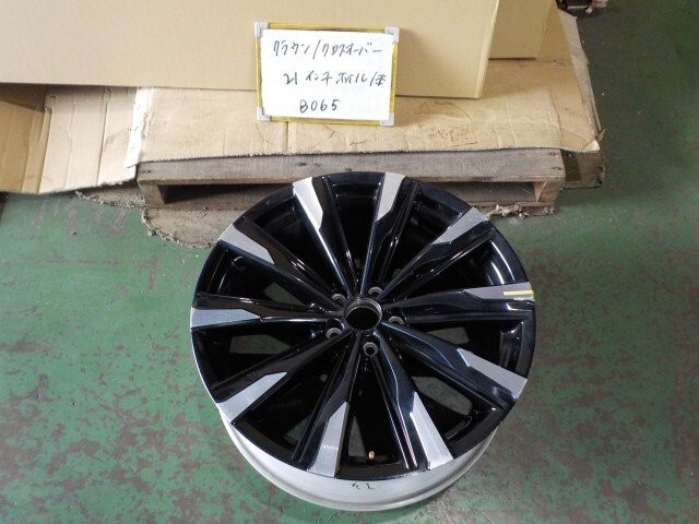 18インチ マットブラック ホイール 5穴 クラウンRSリミテッド2 純正 18インチ マットブラック ホイール 5穴 クラウンRSリミテッド2