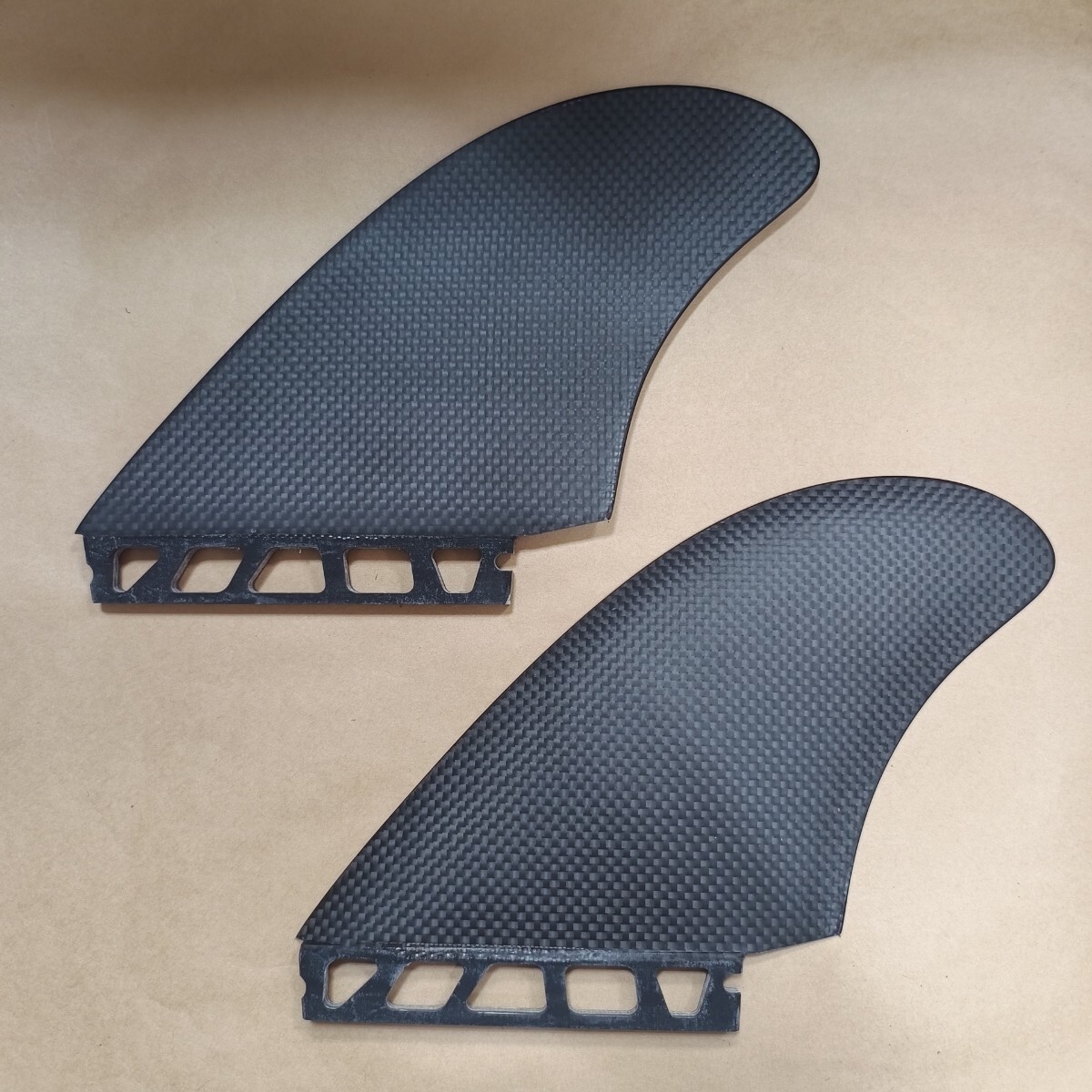 FUTURE FINS トライフィン・ツインフィンセット　未使用品 v2f401.jpg