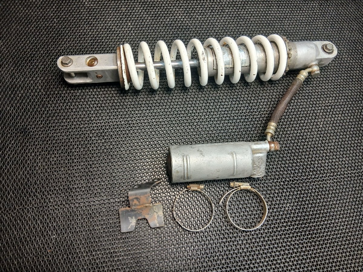 スズキ純正　リアショックアブソーバ　新品未使用 2025年最新】Yahoo!オークション -スズキ リア ショックの中古品