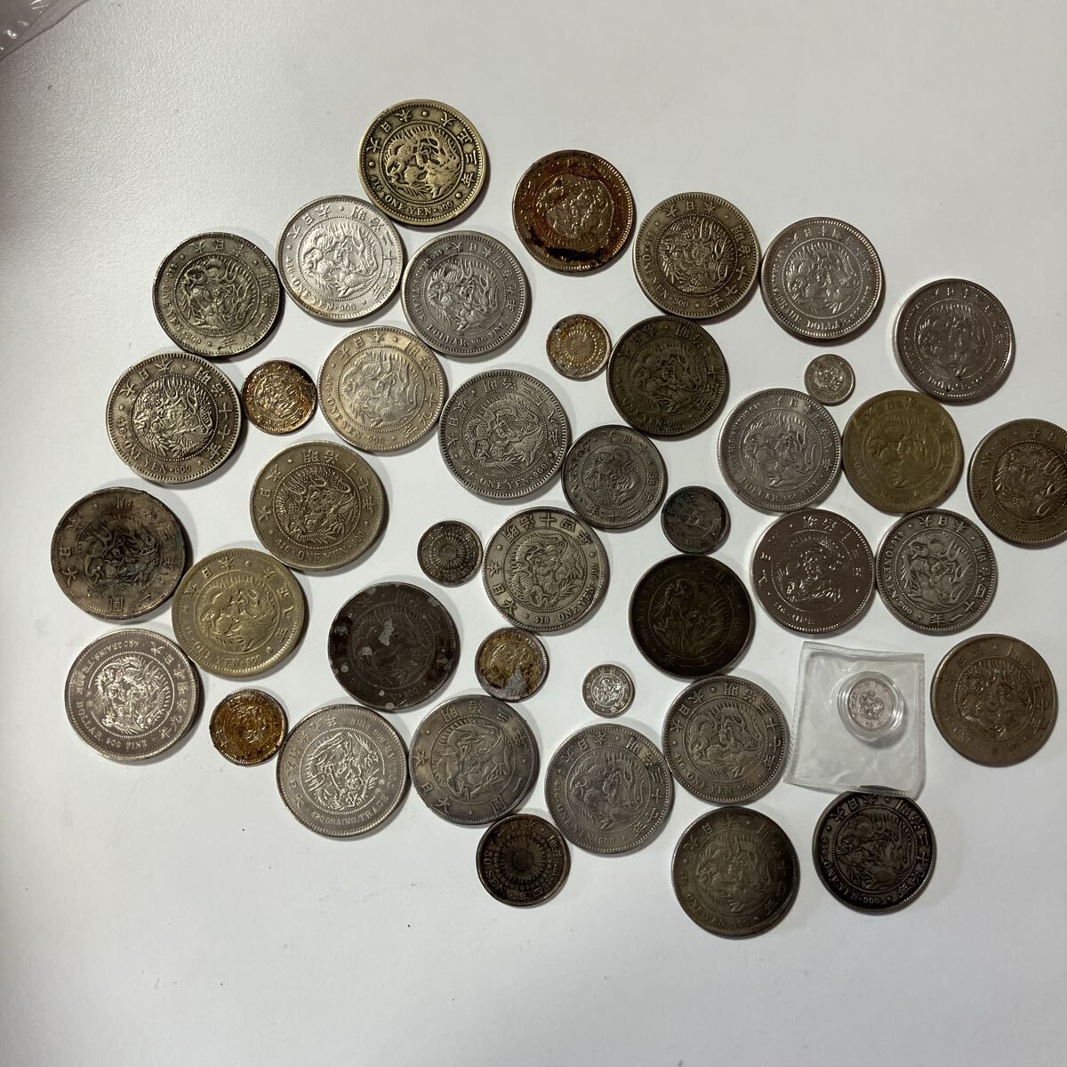 Yahoo!オークション -「貿易銀 レプリカ」(貨幣) の落札相場