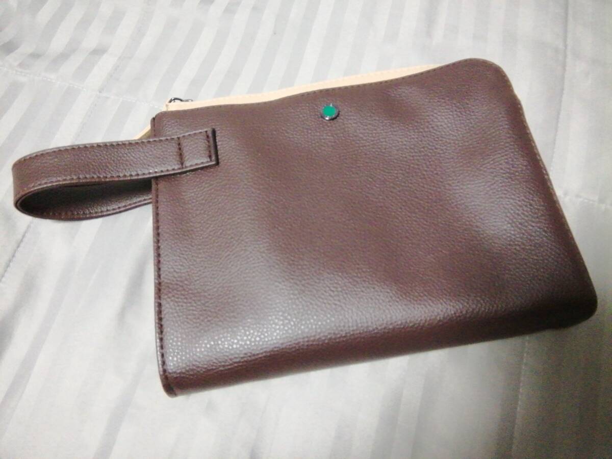 エミレーツファストクラスアメニティーグッズ　女性用　男性用&ポーチ エミレーツファストクラスアメニティーグッズ 女性用 男性用