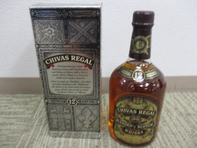 ★未開栓品　シーバスリーガル25年と18年　専用箱付き　古酒 ☆未開栓品 シーバスリーガル25年と18年 専用箱付き 古酒