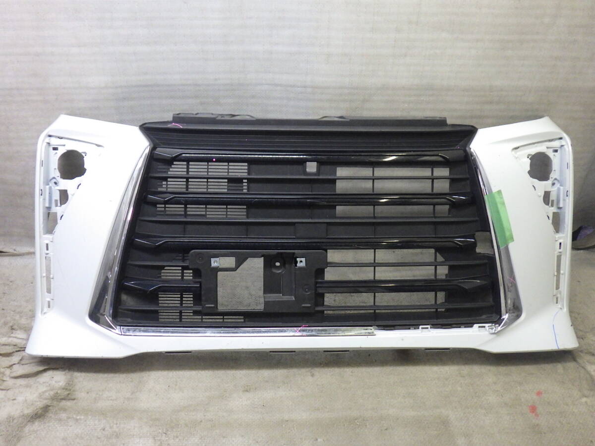 LA650S LA660S タントカスタム フロントバンパー ロアグリル中古 LA650S LA660S タントカスタム フロントバンパー ロアグリル中古