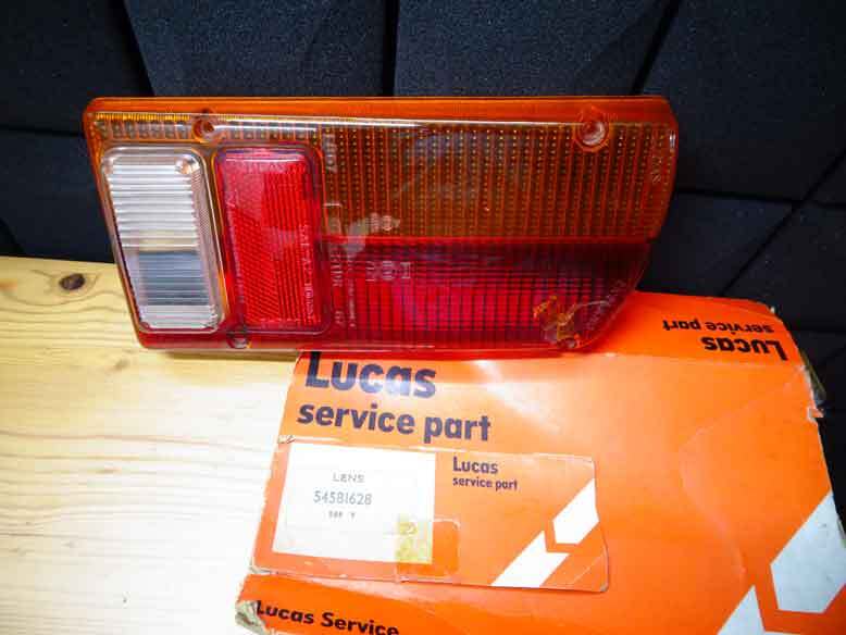 ロータスランプ 4 ロータスランプ 4 LOTUS ロータス純正 ドライビングランプ 2個