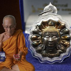 黄金の大地を守護する聖仏 プラプッタプッサヤキリー 幸福の仏 プラクルアン B アジア 仏教 タイ 御守り