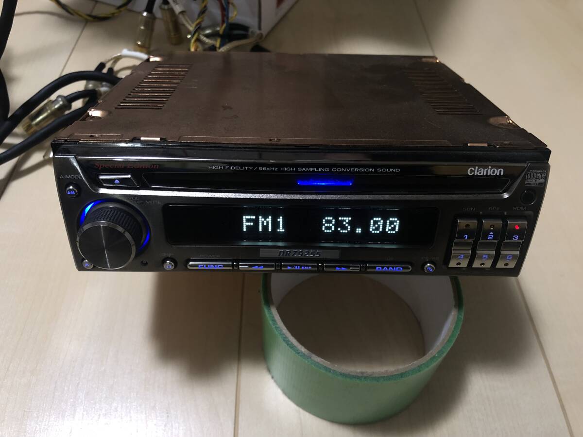 DRZ9255 CDプレーヤー　アゼスト　クラリオン DRZ9255 CDプレーヤーアゼストクラリオン